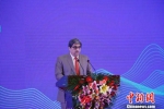 图为印度驻华大使Mr.Gautam在论坛上致辞。　王雪峰 摄 - 贵州新闻