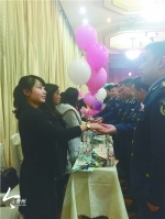40多名大龄官兵和40余名女青年贵阳联谊“相会” - 贵阳新闻网